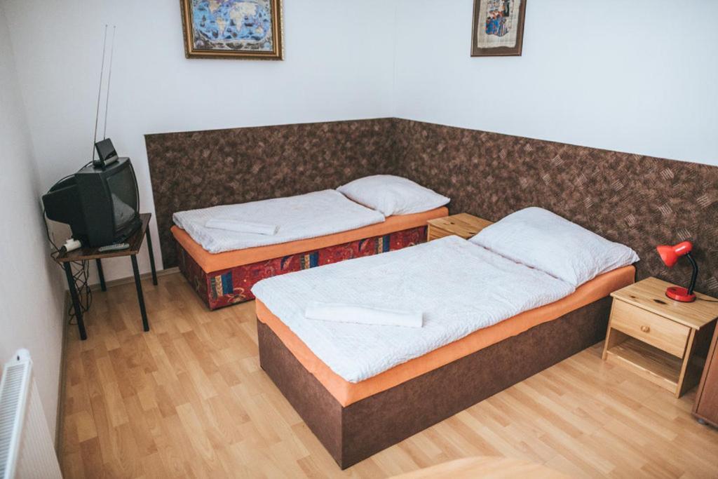 Klub U Namornika Dvůr Králové nad Labem Exterior foto